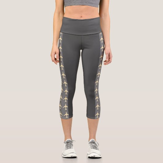 Flugzeuge mit blass gelbem Flugzeug Capri Leggings (Vorderseite)