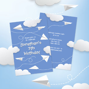 Flugzeuge mit gefaltetem Papier, jedes Kind zum Ge Ankündigung