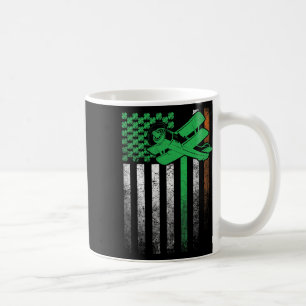 Flugzeugpilot fliegt irisch-amerikanische Flagge S Kaffeetasse