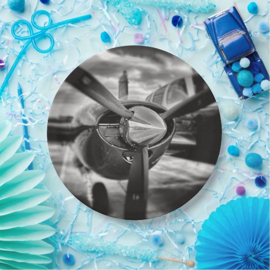 Flugzeugpropeller Schwarz und Weiß Pappteller (Party)