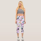 Fluid Art Cotton Candy Pink, Aquamarin, Schwarz un Capri Leggings (Vorderseite)