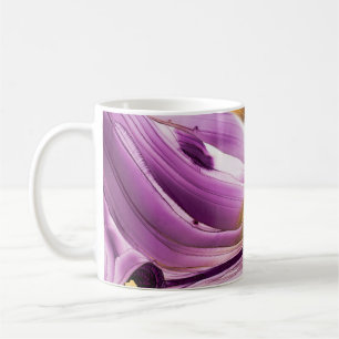 Fluid Art, lila goldmarmorierte Textur. Kaffeetasse