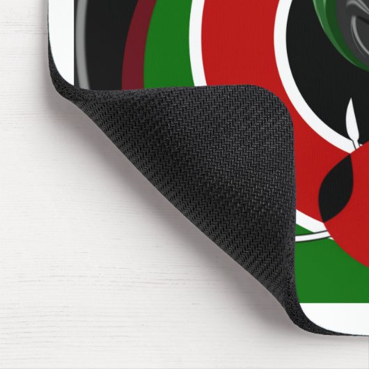 Fluid Kenyan Flag: Ein modernes Design Mousepad (Ecke)