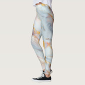 Fluid Marble-Muster mit Pfirsich, Grau und Gold Leggings (Links)