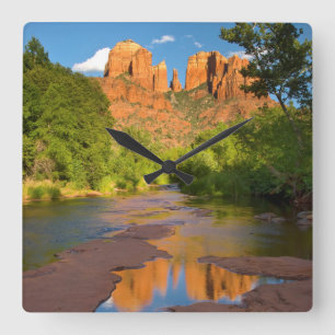 Fluss am Red Rock Crossing, Arizona Quadratische Wanduhr