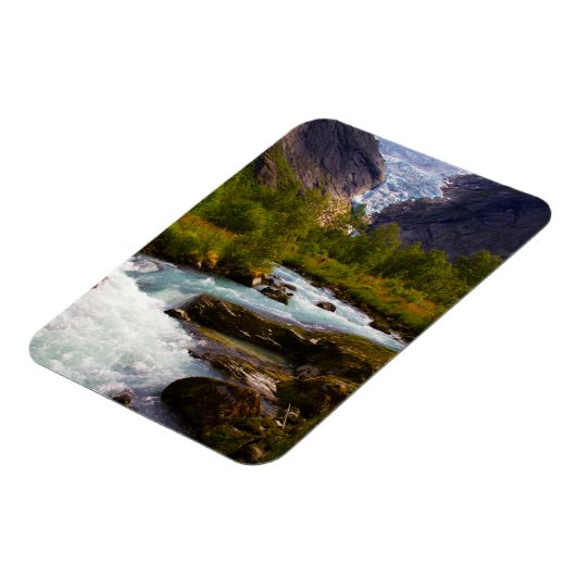 Fluss aus dem Briksdal Glacier Magnet (Linke Seite)