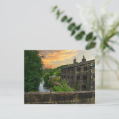 Fluss Calder von der Hawksclough-Brücke Postkarte (Stehend Vorderseite)