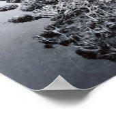 Fluss in der Nähe des Waldes Poster (Ecke)