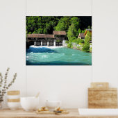 Fluss in Interlaken West in der Schweiz Poster (Küche)