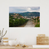 Fluss Mt'kvari Flows, Tiflis Poster (Küche)