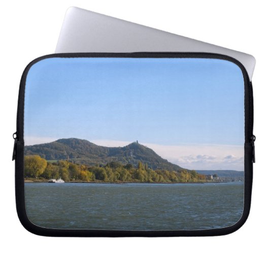 Fluss Rhein Laptopschutzhülle (Vorderseite)