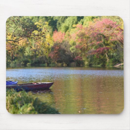 Fluss, Schiff, Ufer Mousepad (Vorne)