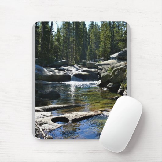 Fluss Tuolumne in Tuolumne Meadows, Yosemite, CA Mousepad (Mit Mouse)