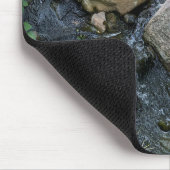 Flussbett | Wasserfall | Waldgrün Mousepad (Ecke)