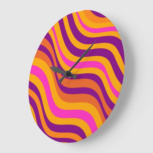 Flüssiger fließender Groovy Streifen Y2K Muster Große Wanduhr (Winkel)