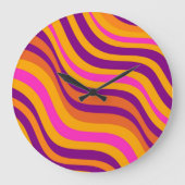 Flüssiger fließender Groovy Streifen Y2K Muster Große Wanduhr (Vorderseite)