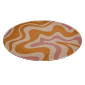 Flüssiger Swirl Retro Vibe Orange und Dusky Pink Schneidebrett (Ecke)
