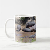 Flusspferde auf einer Riverbank-Tasse Kaffeetasse (Links)
