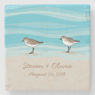 Flussuferläufer auf Strand-Hochzeits-Datums-Namen Steinuntersetzer