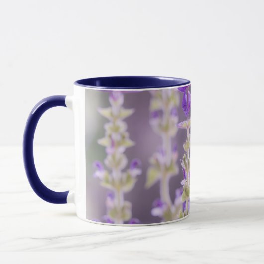 "Flüstern der Elegance" Tasse (Links)