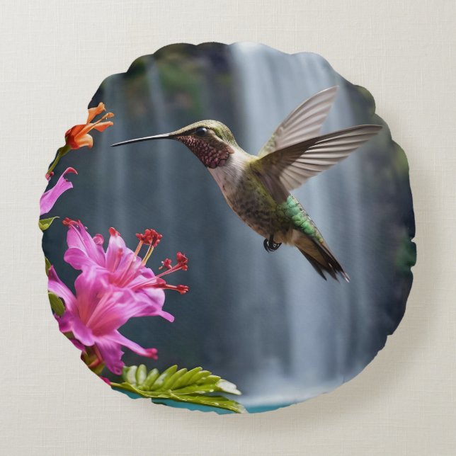 "Flüstern der Natur: Hummingbird, Wasserfall Rundes Kissen (Vorderseite)