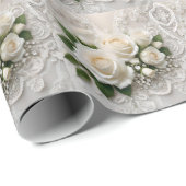 Flüstern von Elegance: Rose, Spitzen und zeitlose  Geschenkpapier (Rolleneckpunkt)