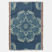 Flüstern von Spitzen oder verzauberte Spitzen-Embr Decke (Vorderseite Vertikal)