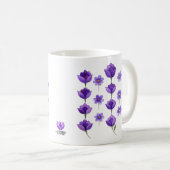 Flüsternde violette Blüten Kaffeetasse (VorderseiteRechts)