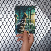 Flüsternucher durch das Fenster Postkarte