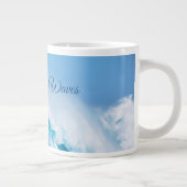 Flüsterwellen: Ozeanisch Inspiriert ASMR Jumbo-Tasse (Rechts)