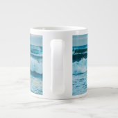 Flüsterwellen: Ozeanisch Inspiriert ASMR Jumbo-Tasse (Rückseite)