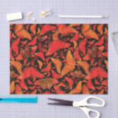 Flutterby Fall-Schmetterlinge auf Schwarzem Seidenpapier (Handwerk)