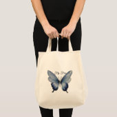 Fly Free – Blue Butterfly Art Design Tragetasche (Vorderseite (Produkt))