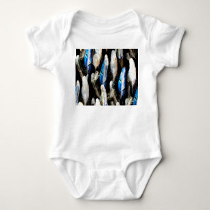 Fly Watercolor Federn: Nahtloser Hintergrund Baby Strampler