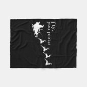 Fly You Fools Santa Sleigh Reindeer Christmas Fleecedecke (Vorderseite (Horizontal))