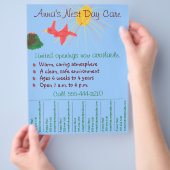 Flyer der Kinderbetreuung / Flyer der Tagesbetreuu (Hand)