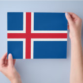 Flyer mit der Flagge Islands (Hand)