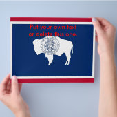 Flyer mit Flagge von Wyoming, USA (Hand)