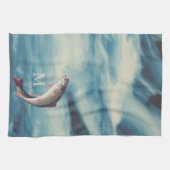 Flyfish Foreut Fisherman Blue River Monogram Geschirrtuch (Horizontal)