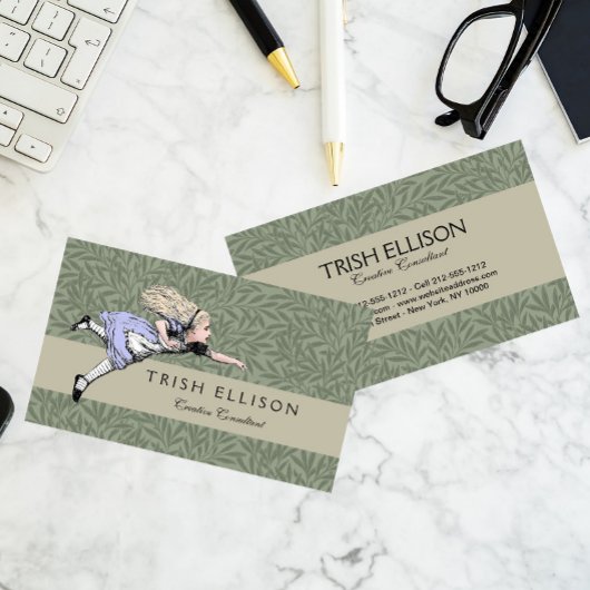 Flying Alice im Wunderland Looking Glass Visitenkarte