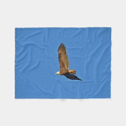 Flying Bald Eagle Fleece Blanket (Vorderseite (Horizontal))