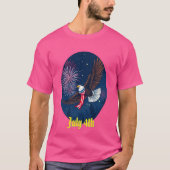 Flying Bald Eagle mit USA Flag Scarf & Fireworks T-Shirt (Vorderseite)