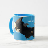Flying Bald Eagle Wildlife Supporter Tasse (Vorderseite Links)