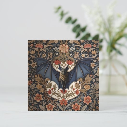 Flying Bat - Modern William Morris Floral (Stehend Vorderseite)