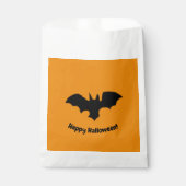Flying Bat on orange favor bag Geschenktütchen (Vorderseite)