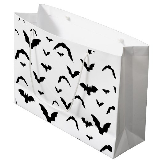 Flying Bats Große Geschenktüte (Vorderseite Schrägansicht)