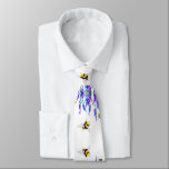 Flying Bee Neck Tie Krawatte<br><div class="desc">Neck Tie mit schönen Frühlingsblumen und Bienen fliegen in der Natur Sweet Honey Biene Krawatte - wählen / Fügen Sie Ihren Lieblingstext / Farbe - Machen Sie Ihre einzigartigen Krawatte Geschenk - Neu vergrössern und verschieben oder entfernen und hinzufügen Elemente / Bild mit Anpassungs-Tool ! - Zeichn und Design von...</div>