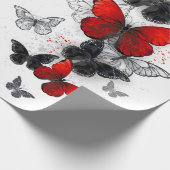 Flying Black and Red Morpho Butterfliegen Geschenkpapier (Ecke)