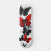 Flying Black and Red Morpho Butterfliegen Skateboard (Vorderseite)