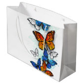 Flying Butterflies Morpho und Monarch Große Geschenktüte (Rückseite Schrägansicht)